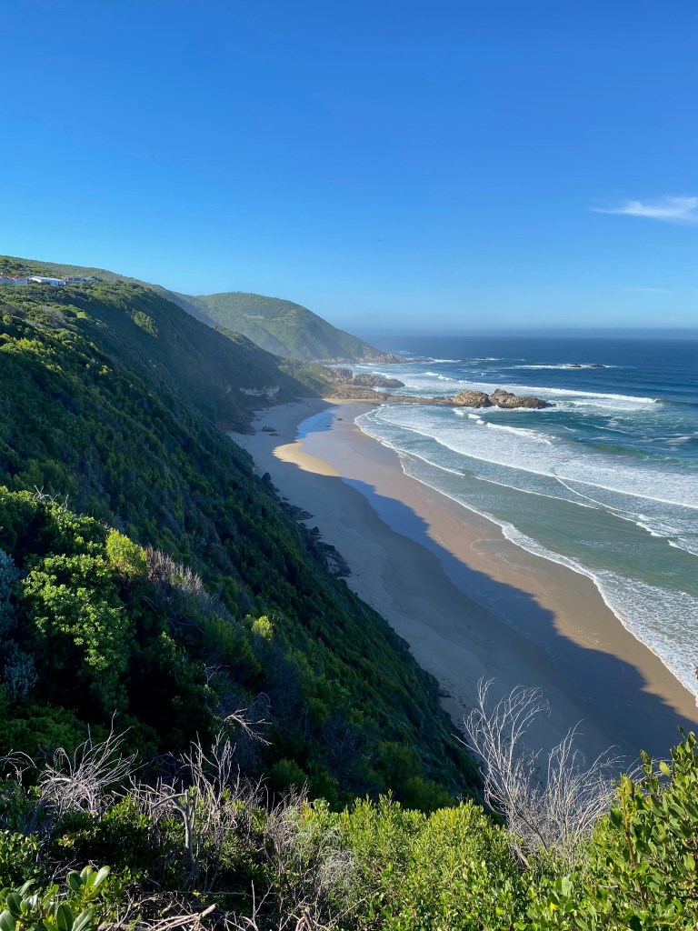 Rocky point and sandy bay on FIsherman's Walk hike