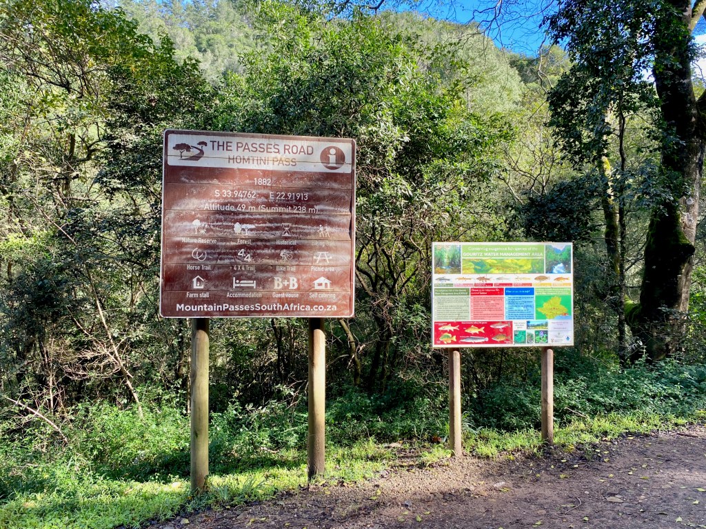 Homtini Pass on Seven Passes Road passes through the deepest gorge